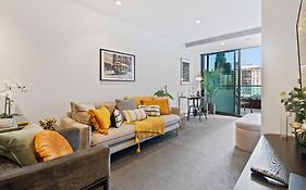Central Entertainer With Panoramic City Views